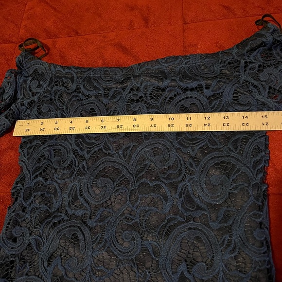 Dress - Picture 3 of 5